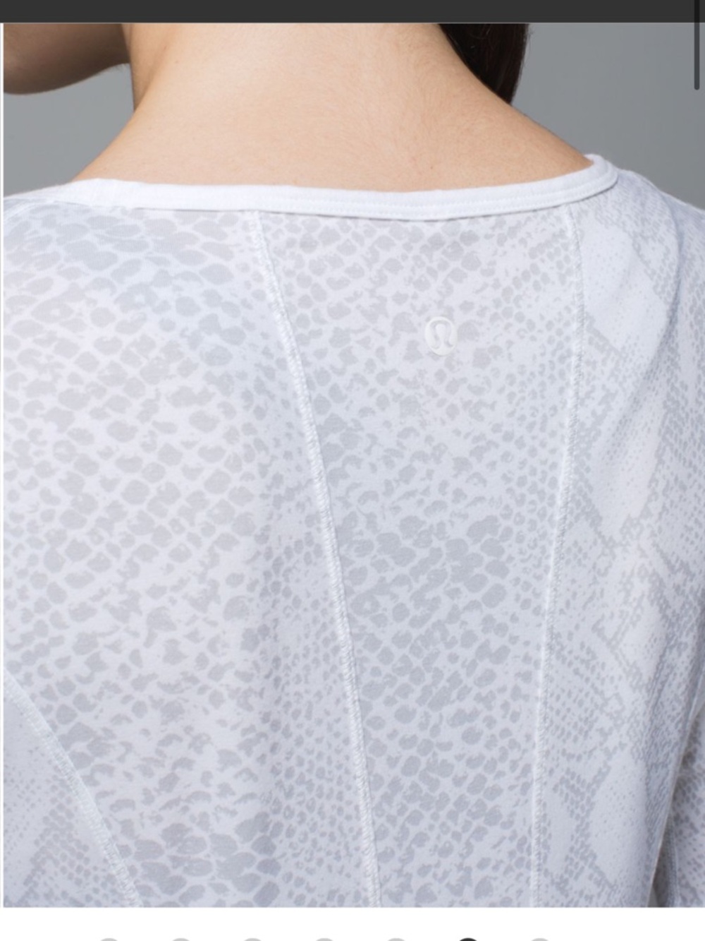Lululemon Between the Lines Long Sleeve Scoop Neck Top in Snake Print Women sz M - Picture 6 of 13